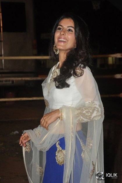 Isha-Talwar-at-Raja-Cheyyi-Vesthe-Movie-Audio-Launch